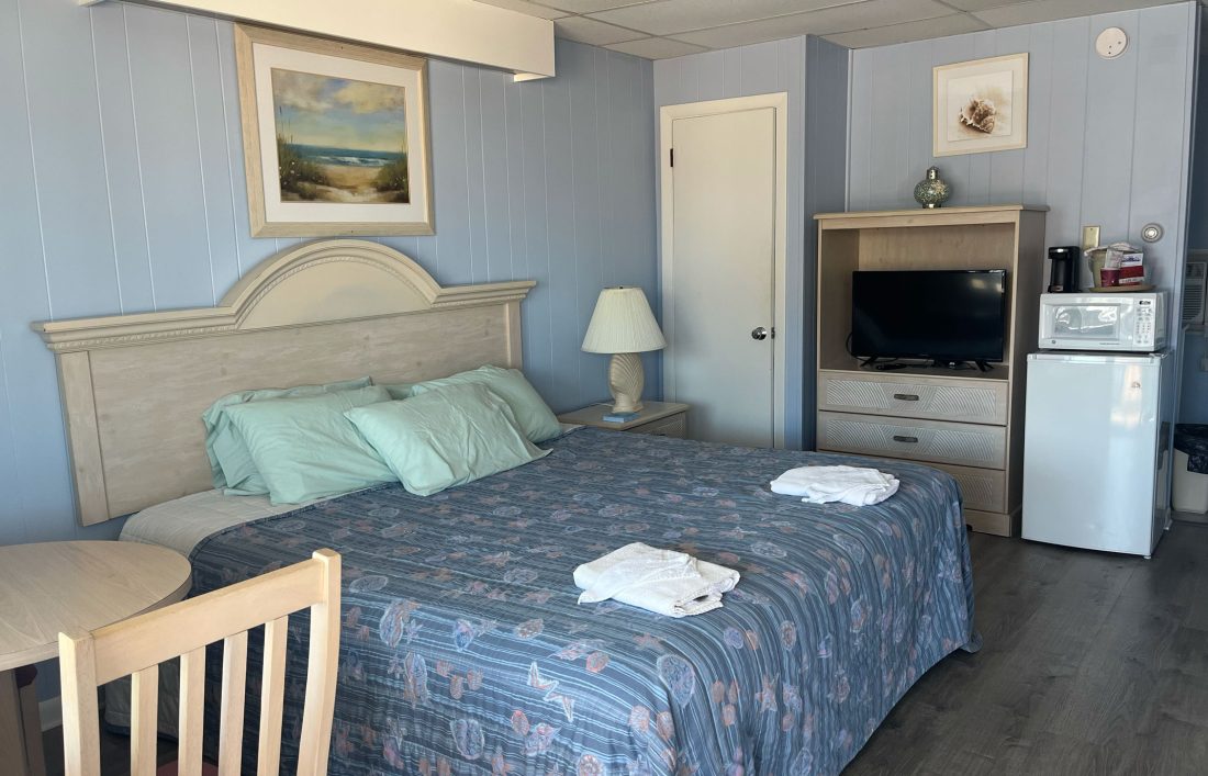 King Room at the Beau Rivage Motel